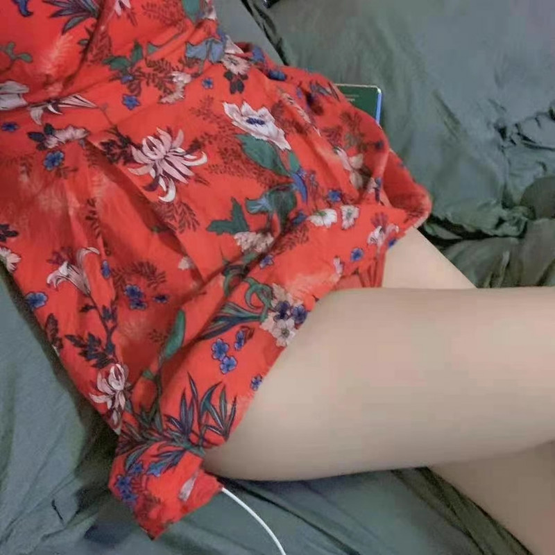 漂亮小姐姐的快餐